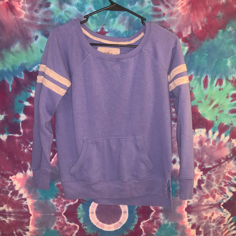 purple sweatshirt with pocket